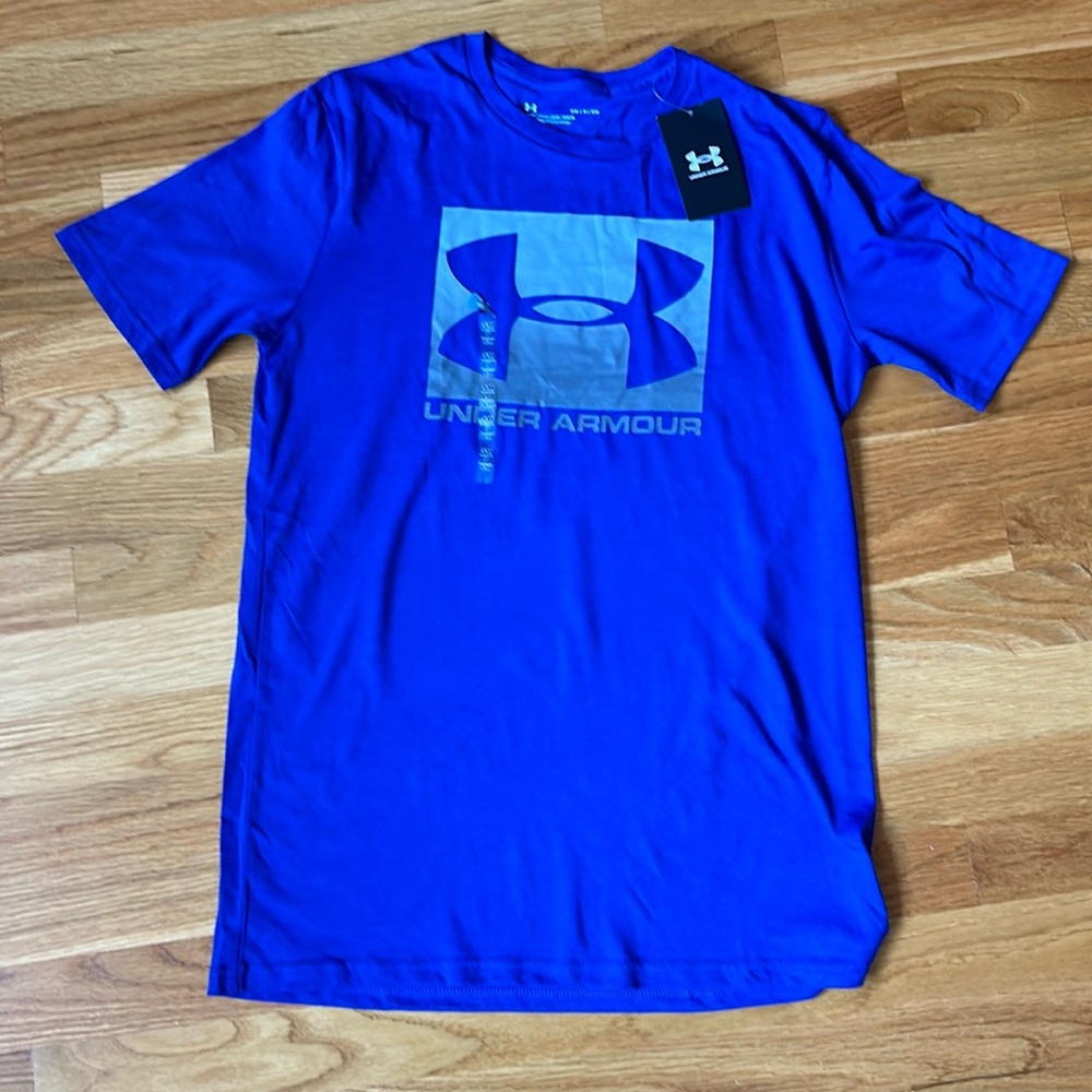 Men’s Under Armour tshirt